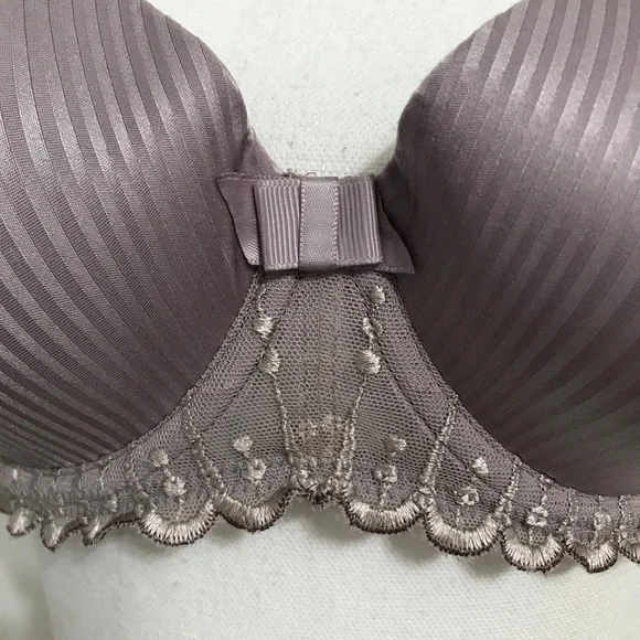 LOU Paris Light Purple Bra with Scalloped Lace - Picture 2 of 13
